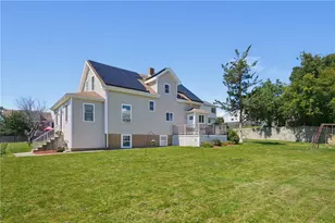 40 Walnut St, Tiverton, RI 02878 - Photo 10