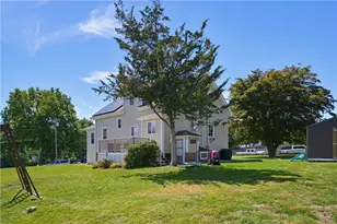 40 Walnut St, Tiverton, RI 02878 - Photo 8