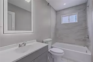86 Lynch St, Providence, RI 02908 - Photo 12