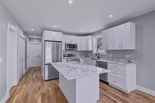 86 Lynch St, Providence, RI 02908 - Photo 2