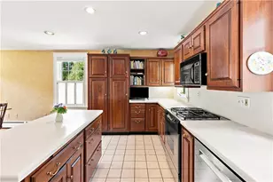 7 Elton Rd, Barrington, RI 02806 - Photo 18