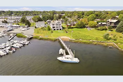 22 Tyler Point Road, Barrington, RI 02806 - Photo 2