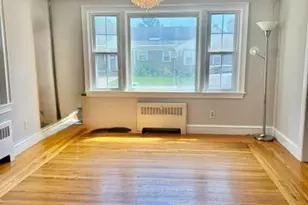 111 Elsie St, Cranston, RI 02910 - Photo 4