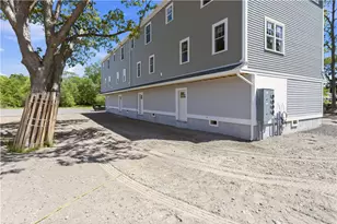 79 Croade St, Warren, RI 02885 - Photo 24