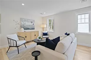 79 Croade St, Warren, RI 02885 - Photo 12