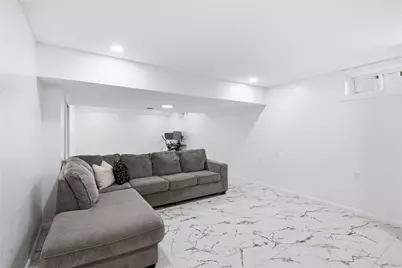 148 Hunts Avenue, Pawtucket, RI 02861 - Photo 32