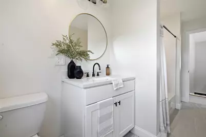 148 Hunts Avenue, Pawtucket, RI 02861 - Photo 24