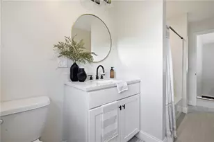 148 Hunts Ave, Pawtucket, RI 02861 - Photo 24