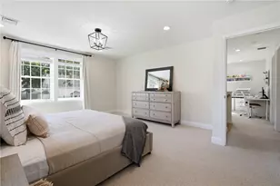 148 Hunts Ave, Pawtucket, RI 02861 - Photo 18