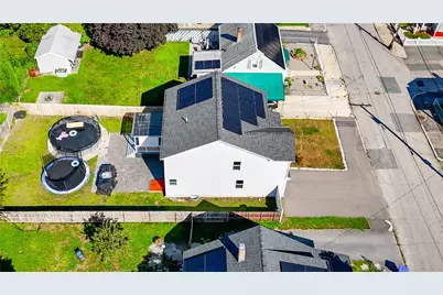 148 Hunts Avenue, Pawtucket, RI 02861 - Photo 4