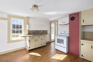 1896 Middle Rd, East Greenwich, RI 02818 - Photo 8