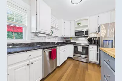 11 Winsor Park Way, Glocester, RI 02857 - Photo 8