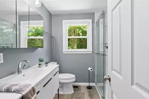 40 Sachem Rd, North Kingstown, RI 02852 - Photo 14