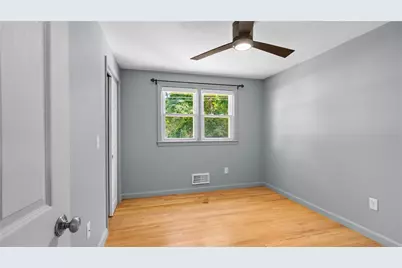 40 Sachem Road, North Kingstown, RI 02852 - Photo 12