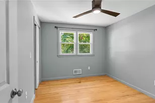 40 Sachem Rd, North Kingstown, RI 02852 - Photo 12