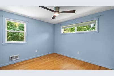 40 Sachem Road, North Kingstown, RI 02852 - Photo 18