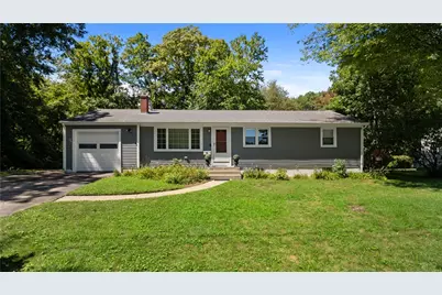 40 Sachem Road, North Kingstown, RI 02852 - Photo 2