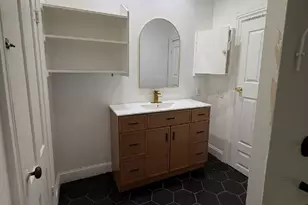 36 Pine St, Pawtucket, RI 02860 - Photo 16