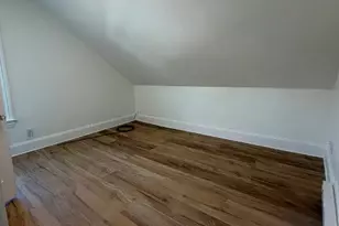 36 Pine St, Pawtucket, RI 02860 - Photo 10