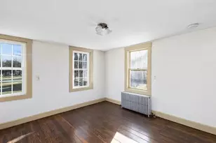 1896 Middle Rd, East Greenwich, RI 02818 - Photo 18