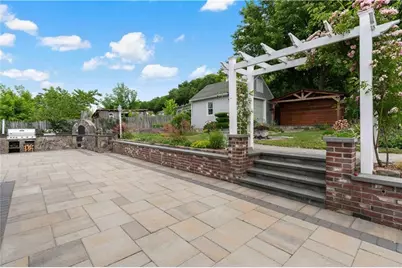 6 Varnum Avenue, Bristol, RI 02809 - Photo 28