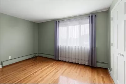 6 Varnum Avenue, Bristol, RI 02809 - Photo 16