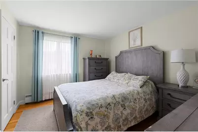 6 Varnum Avenue, Bristol, RI 02809 - Photo 12