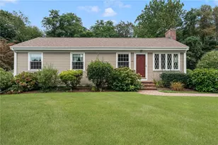 66 Berry Ln, Bristol, RI 02809 - Photo 2