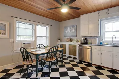 28 Narragansett Avenue #1, Newport, RI 02840 - Photo 6