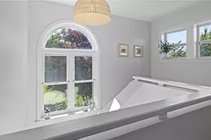 152 Tuckerman Ave, Middletown, RI 02842 - Photo 20