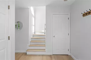 152 Tuckerman Ave, Middletown, RI 02842 - Photo 18