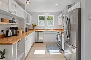 152 Tuckerman Ave, Middletown, RI 02842 - Photo 14