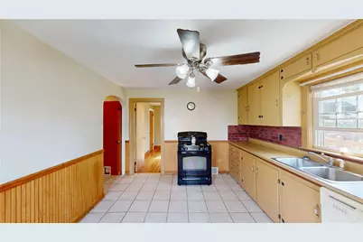 19 Paul Street, Pawtucket, RI 02861 - Photo 10