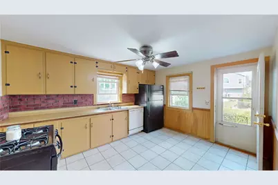 19 Paul Street, Pawtucket, RI 02861 - Photo 8