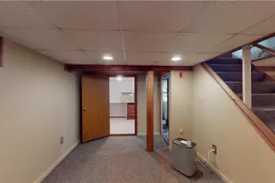 19 Paul St, Pawtucket, RI 02861 - Photo 32