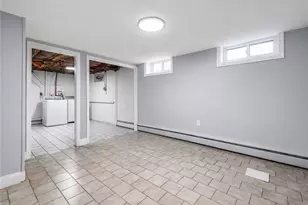 95 Ames St, Pawtucket, RI 02861 - Photo 28