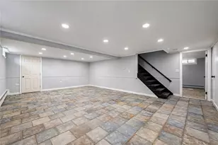 95 Ames St, Pawtucket, RI 02861 - Photo 26