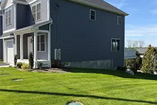 8 Teresa Ann Crossing, West Warwick, RI 02893 - Photo 44