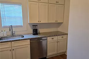 2245 Cranston St, Cranston, RI 02920 - Photo 12