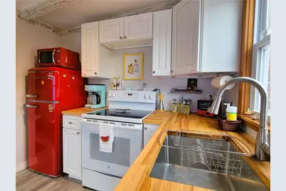 10 Collins Street #2, Newport, RI 02840 - Photo 6