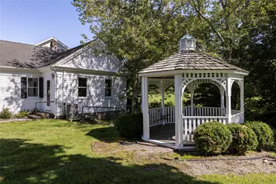 4202 Old Post Road, Charlestown, RI 02813 - Photo 6