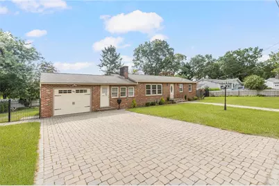 56 Fashion Drive, Warwick, RI 02886 - Photo 4