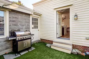 36 Dearborn St, Newport, RI 02840 - Photo 24