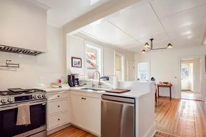 36 Dearborn Street, Newport, RI 02840 - Photo 4