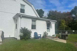 160 Westerly Bradford Rd, Westerly, RI 02891 - Photo 1