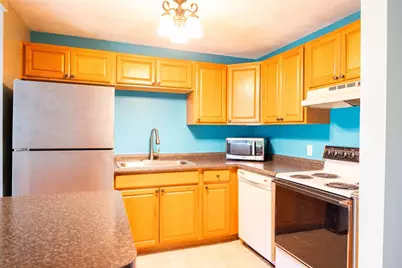 2 Angle Street #8, Lincoln, RI 02838 - Photo 6