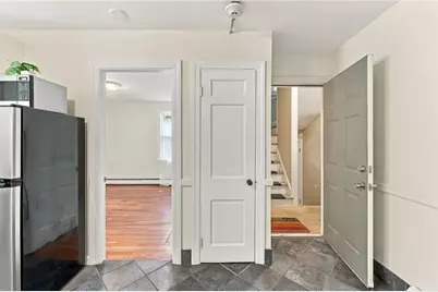 7 North Avenue #2, Providence, RI 02906 - Photo 10