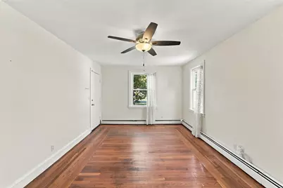 7 North Avenue #2, Providence, RI 02906 - Photo 2