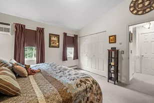 565 Quaker Ln, West Warwick, RI 02893 - Photo 20