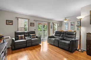 565 Quaker Ln, West Warwick, RI 02893 - Photo 12